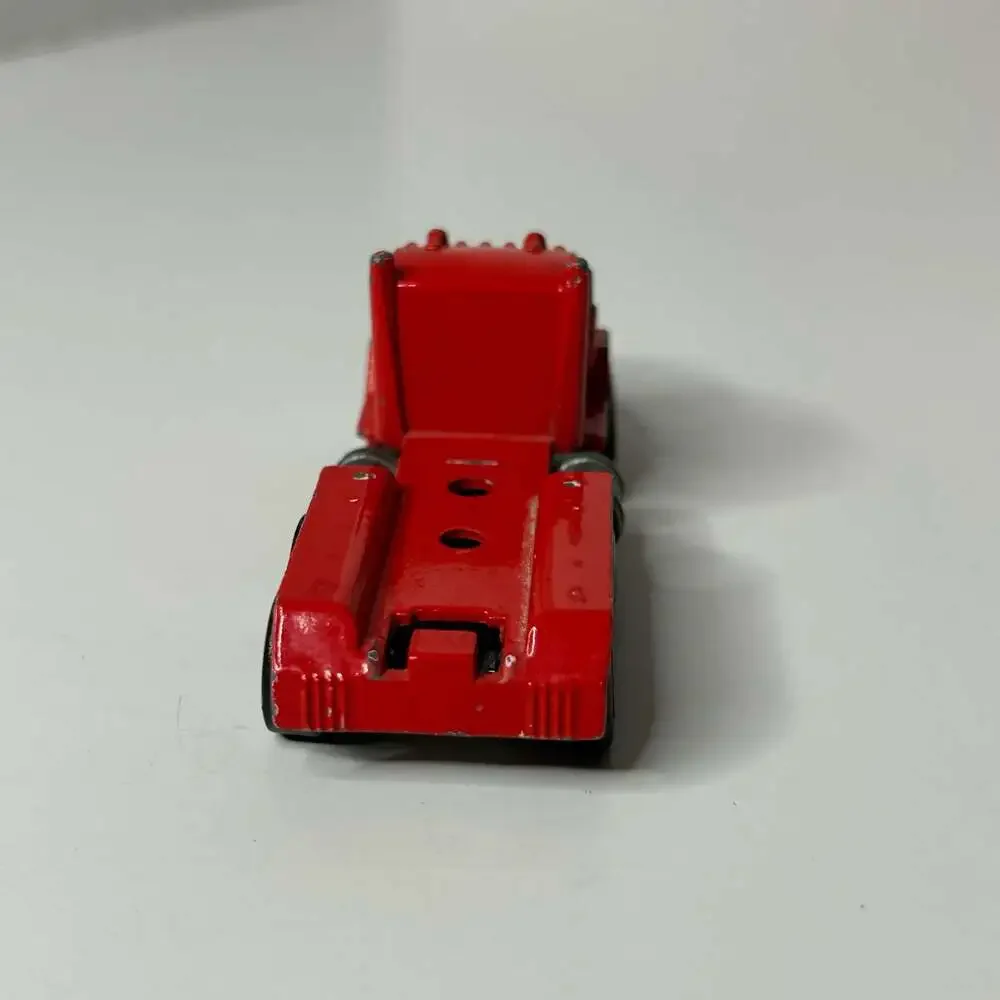 Vintage 1979 Hot Wheels Peterbilt Semi Tractor Truck Red
